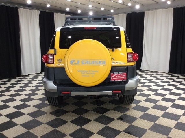 2007 Toyota FJ Cruiser 2WD 4dr Automatic - 22841293 - 4