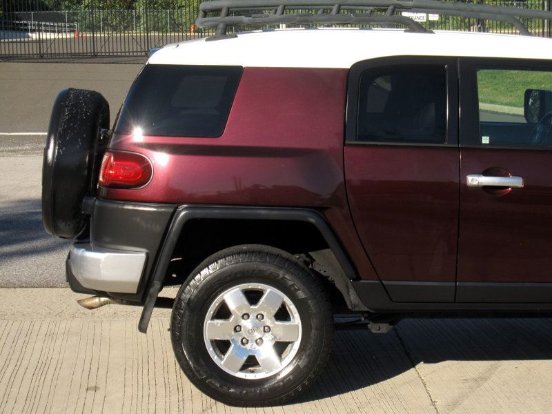 2007 Toyota FJ Cruiser Base photo 11
