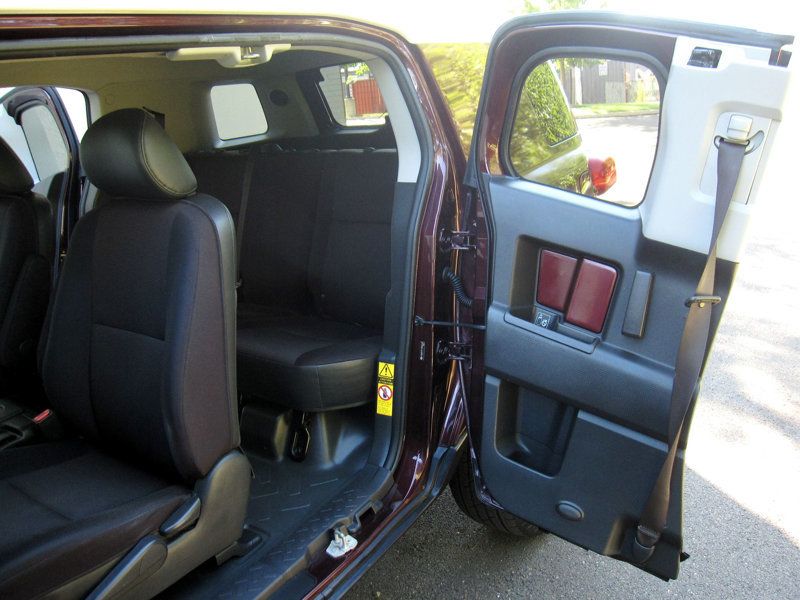 2007 Toyota FJ Cruiser Base photo 26