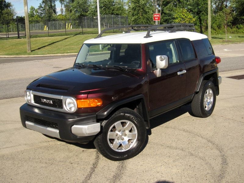 2007 Toyota FJ Cruiser Base photo 4