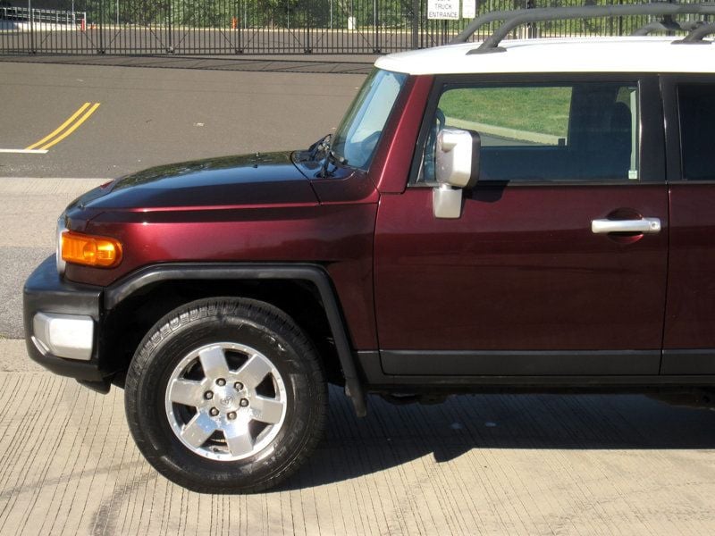 2007 Toyota FJ Cruiser Base photo 7