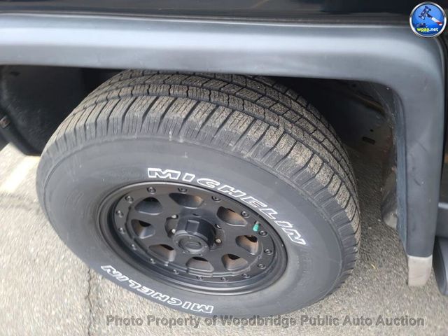 2007 Toyota FJ Cruiser 4WD 4dr Manual - 23081570 - 13