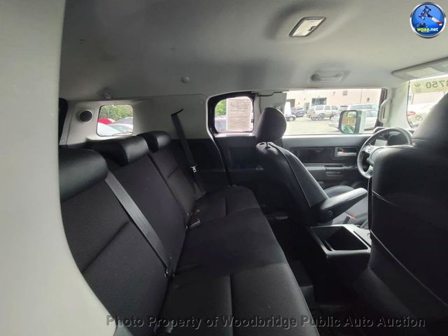 2007 Toyota FJ Cruiser 4WD 4dr Manual - 23081570 - 5