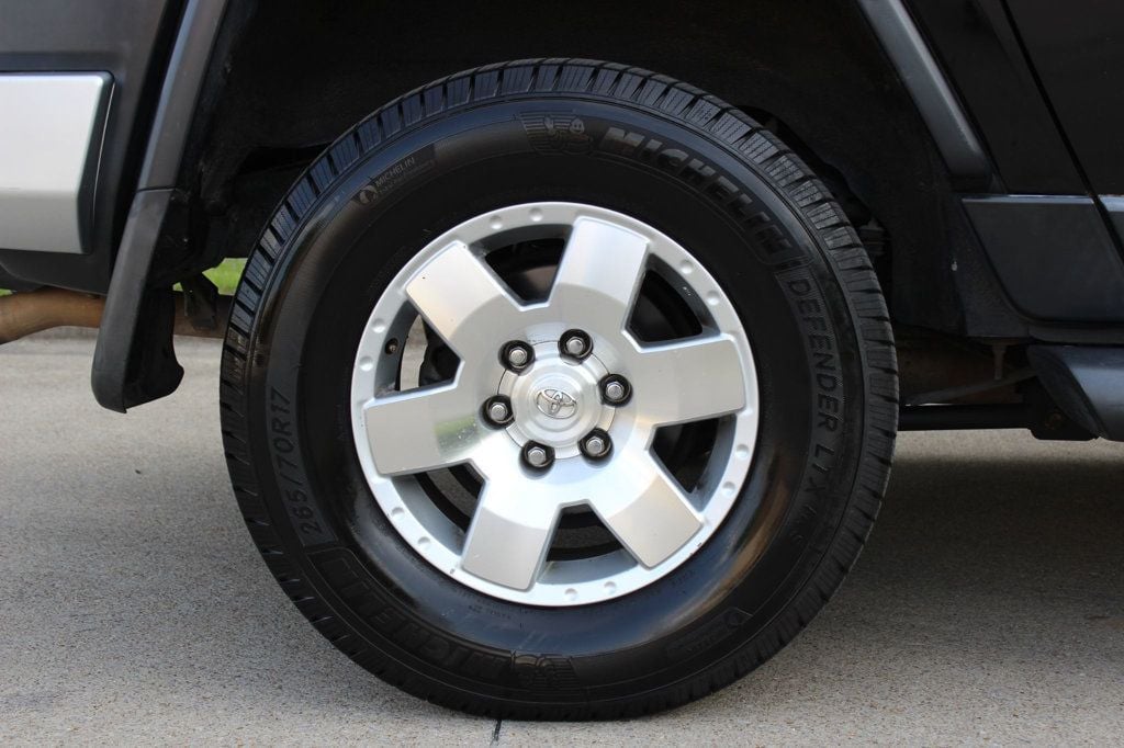 2007 Toyota FJ Cruiser Base photo 28