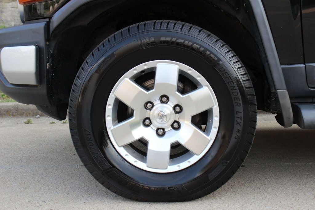 2007 Toyota FJ Cruiser Base photo 30
