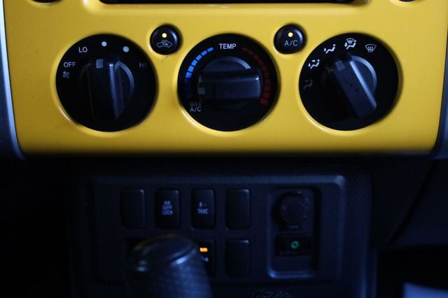 2007 Toyota FJ Cruiser Base - 23052441 - 30