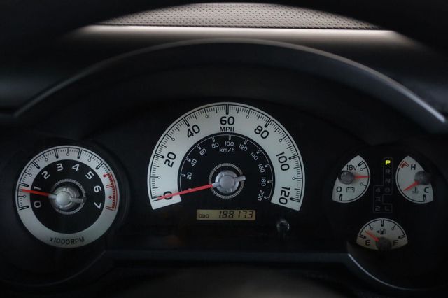 2007 Toyota FJ Cruiser Base - 23052441 - 35
