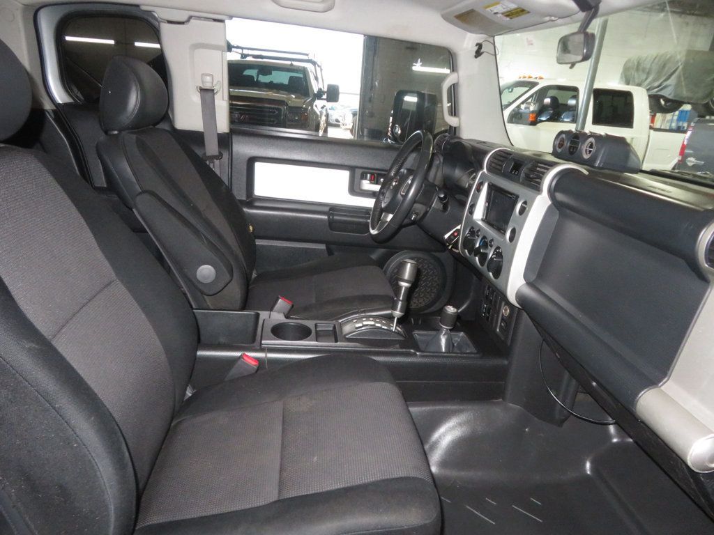 2007 Toyota FJ Cruiser EXTRA CLEAN 45 SERVICE RECORDS 4X4 FJ CRUISER ROOF RACK 4X4 - 22987749 - 27