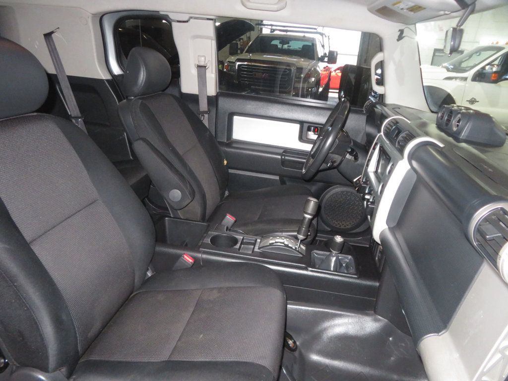 2007 Toyota FJ Cruiser EXTRA CLEAN 45 SERVICE RECORDS 4X4 FJ CRUISER ROOF RACK 4X4 - 22987749 - 28