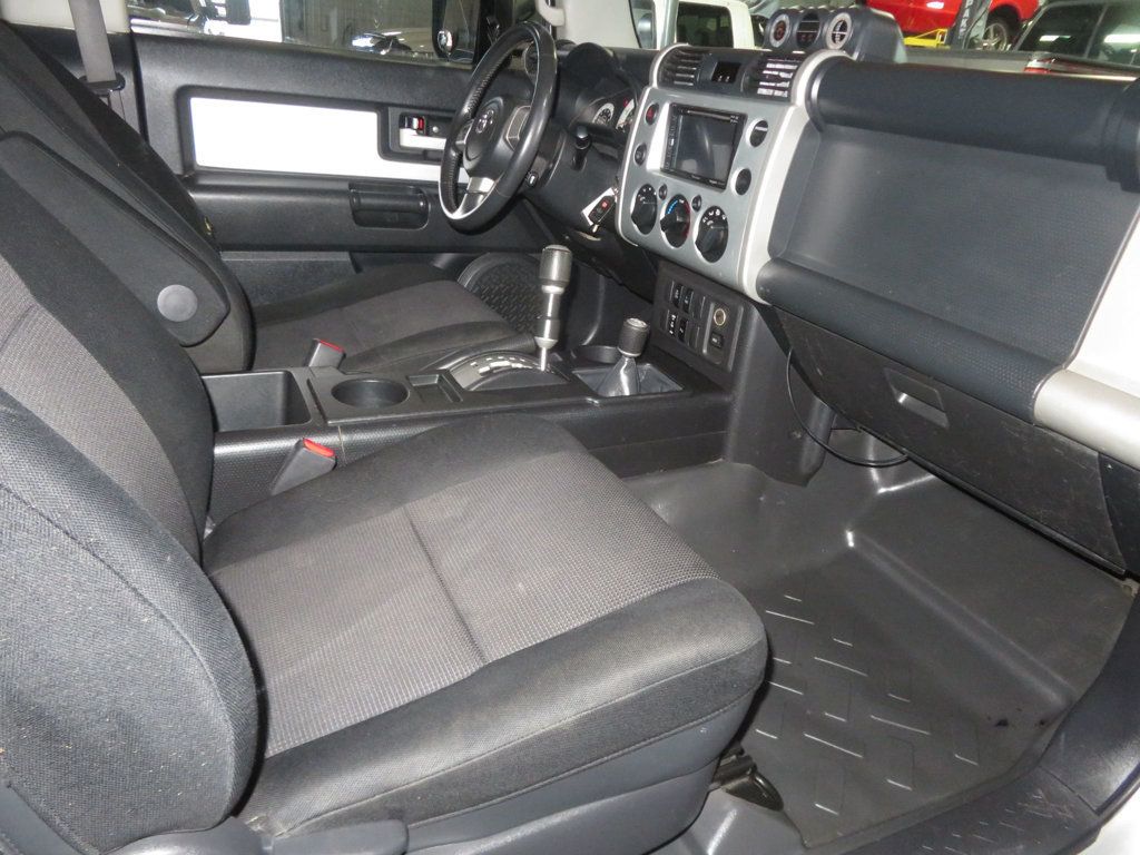 2007 Toyota FJ Cruiser EXTRA CLEAN 45 SERVICE RECORDS 4X4 FJ CRUISER ROOF RACK 4X4 - 22987749 - 30