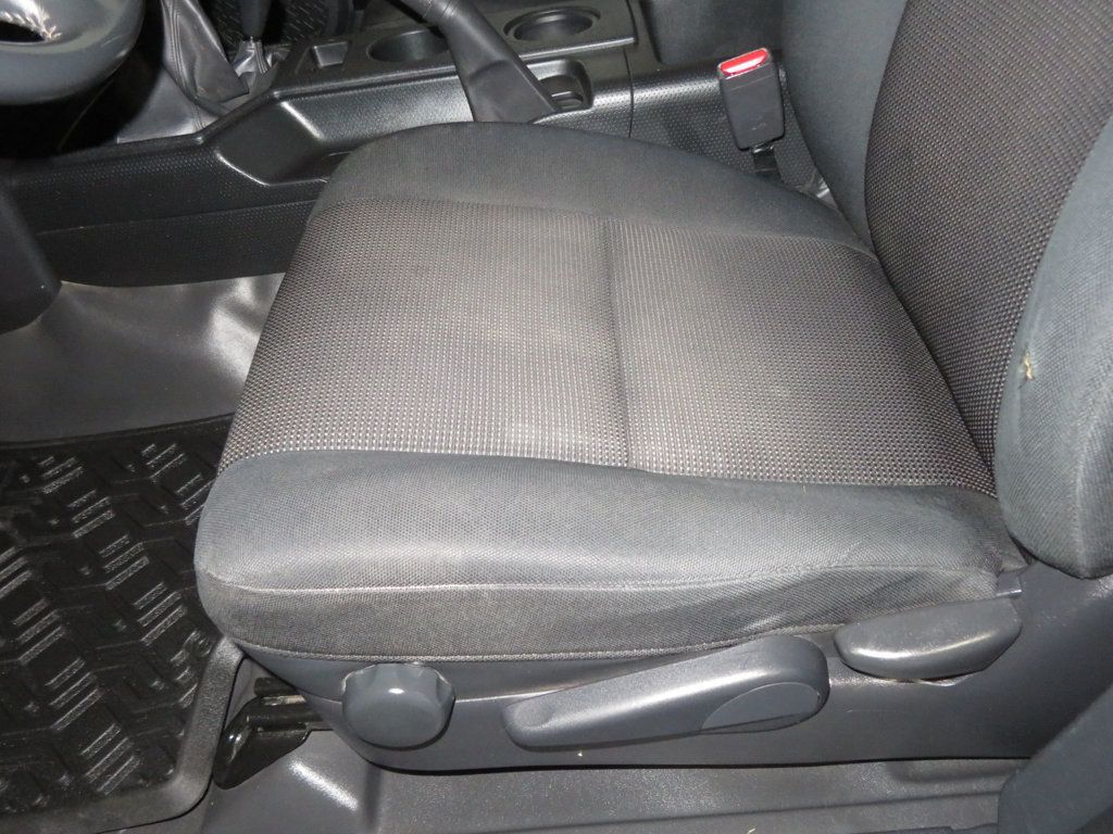2007 Toyota FJ Cruiser EXTRA CLEAN FJ CRUSIER 4X4 HARD TO FIND MANUAL TRANNY - 22927685 - 17