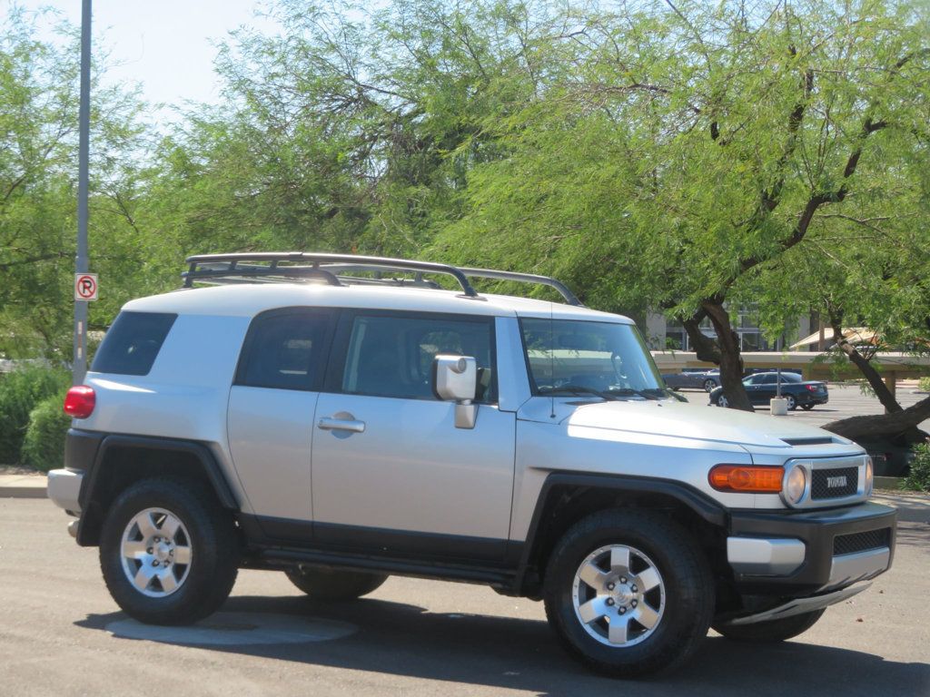 2007 Toyota FJ Cruiser EXTRA CLEAN FJ CRUSIER 4X4 HARD TO FIND MANUAL TRANNY - 22927685 - 3