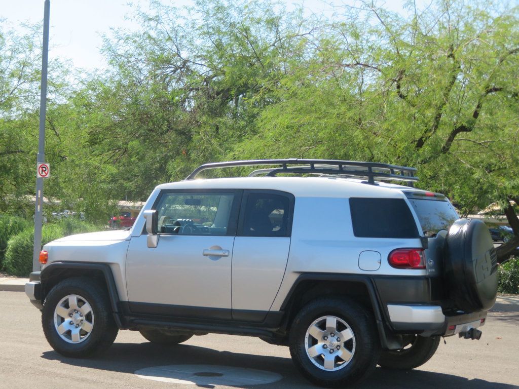 2007 Toyota FJ Cruiser EXTRA CLEAN FJ CRUSIER 4X4 HARD TO FIND MANUAL TRANNY - 22927685 - 4
