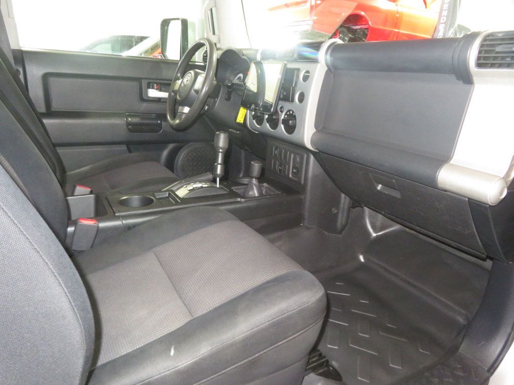 2007 Toyota FJ Cruiser LIFTED FJ CRUISER EXTRA CLEAN AUTOMATIC 4.0 6CYLINDER 4X4 - 23085649 - 27