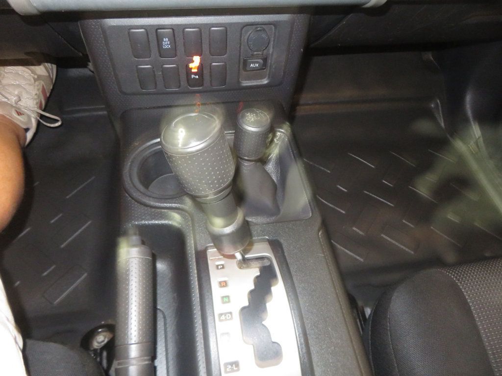 2007 Toyota FJ Cruiser LIFTED FJ CRUISER EXTRA CLEAN AUTOMATIC 4.0 6CYLINDER 4X4 - 23085649 - 35