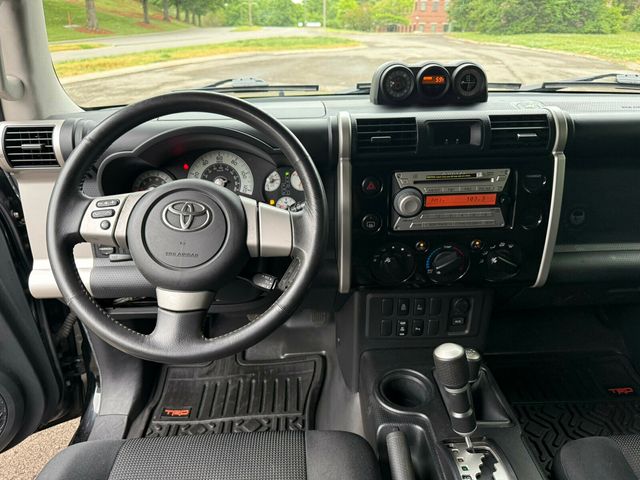 2007 Toyota FJ Cruiser TRD Special Edition, Rare, One of 3200 Units, Custom Sunroof - 23023721 - 16