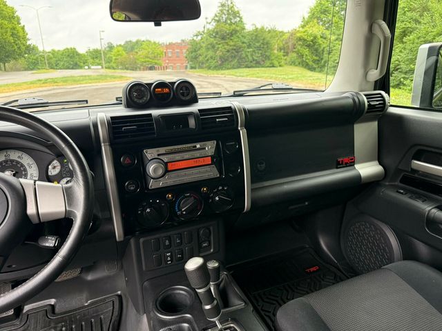 2007 Toyota FJ Cruiser TRD Special Edition, Rare, One of 3200 Units, Custom Sunroof - 23023721 - 18
