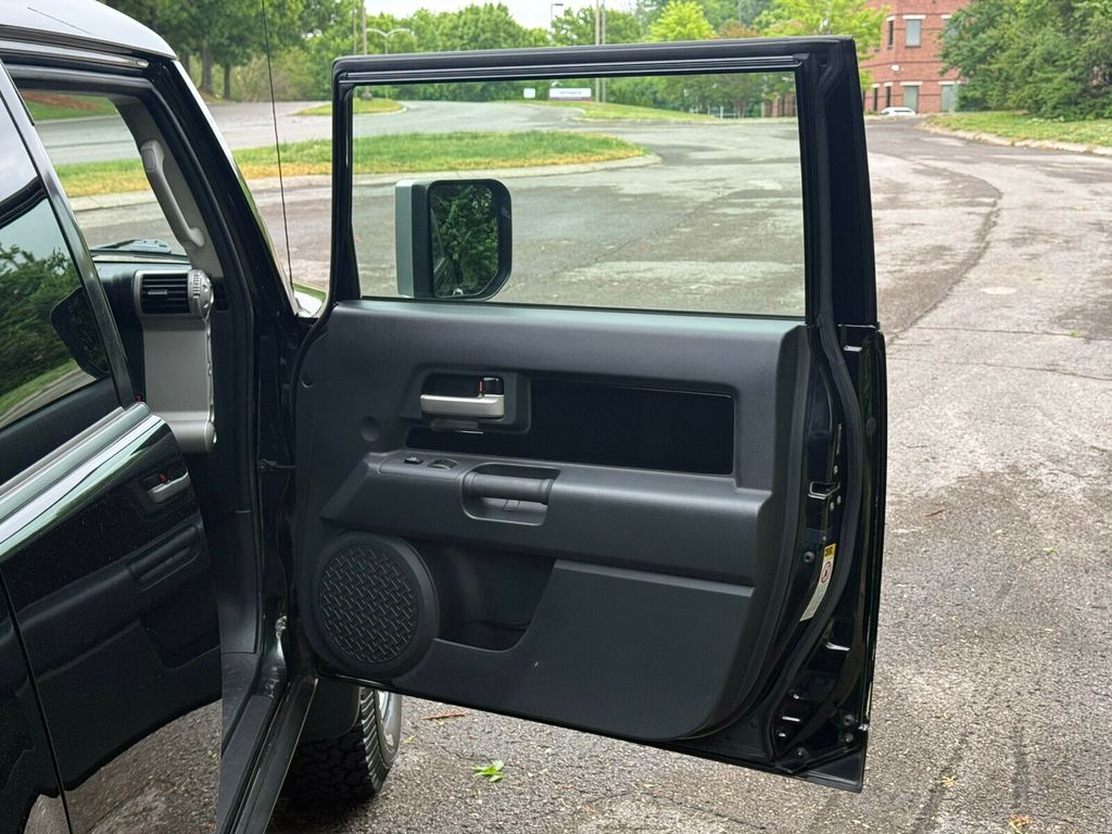 2007 Toyota FJ Cruiser TRD Special Edition, Rare, One of 3200 Units, Custom Sunroof - 23023721 - 19