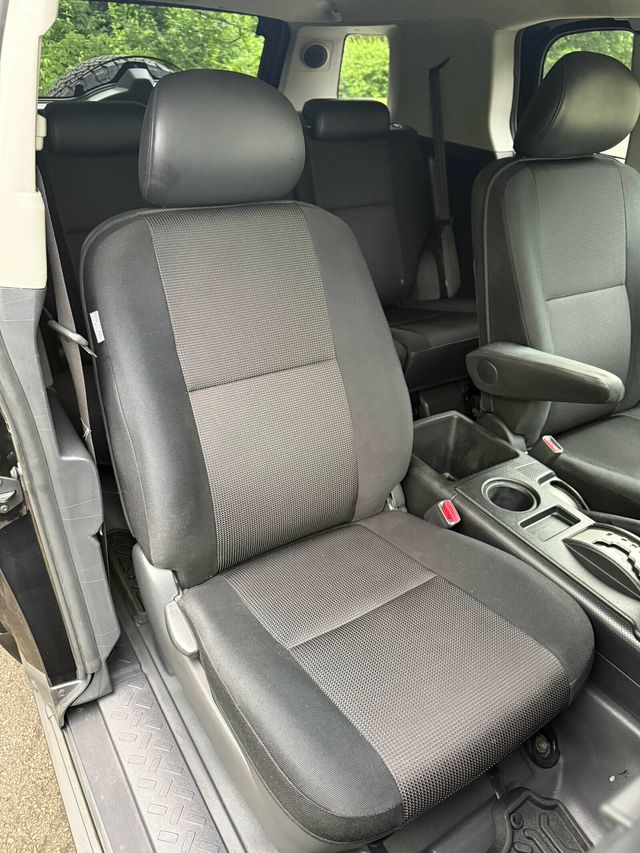 2007 Toyota FJ Cruiser TRD Special Edition, Rare, One of 3200 Units, Custom Sunroof - 23023721 - 21