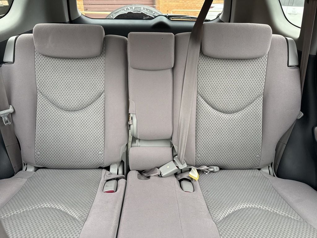 2007 Toyota RAV4 2WD 4dr 4-cyl - 23006601 - 9