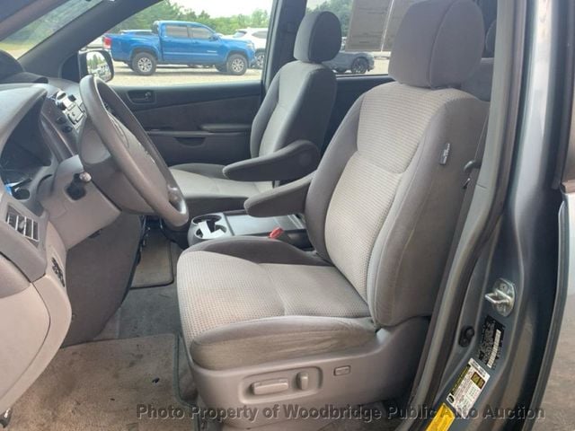 2007 Toyota Sienna LE - 23050558 - 15