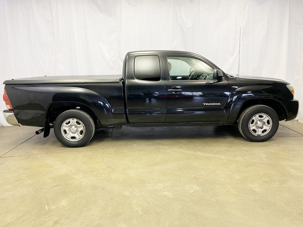 2007 Toyota Tacoma Club Cab Pickup - 22738015 - 4