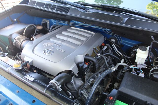 2007 Toyota Tundra 2WD CrewMax 145.7" 5.7L LTD - 22442747 - 3