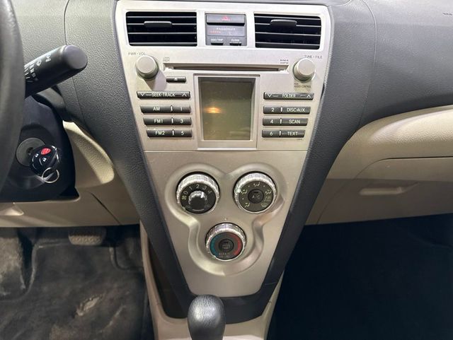 2007 Toyota Yaris 4dr Sedan Automatic - 23021053 - 11