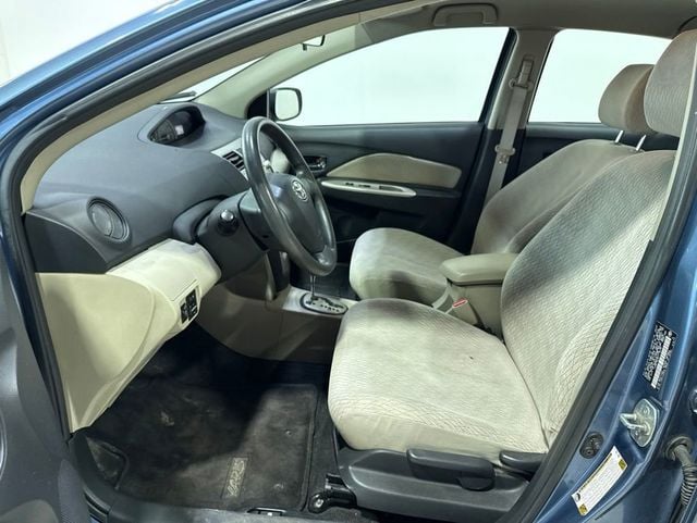 2007 Toyota Yaris 4dr Sedan Automatic - 23021053 - 14
