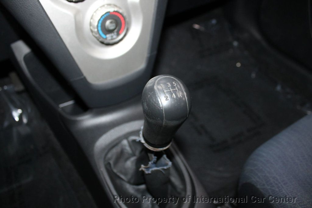 2007 Toyota Yaris 4dr Sedan Automatic S - 22939708 - 14