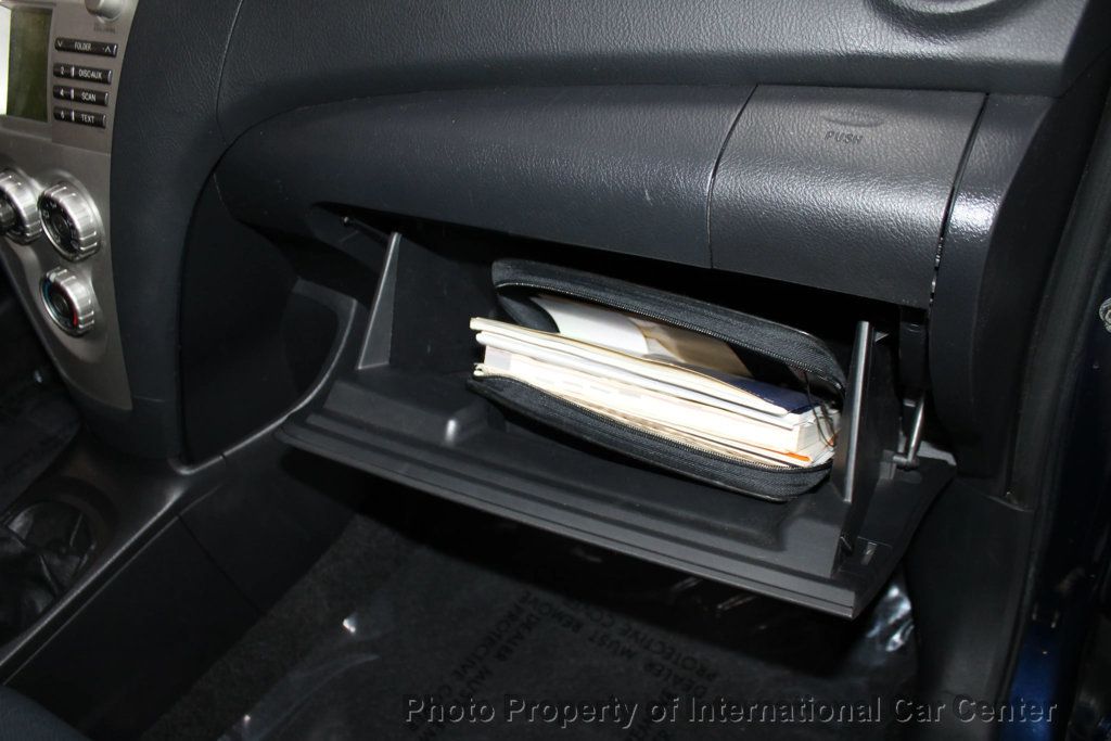 2007 Toyota Yaris 4dr Sedan Automatic S - 22939708 - 32