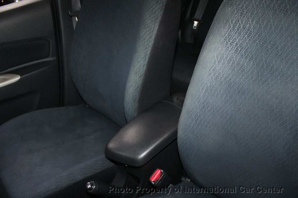 2007 Toyota Yaris 4dr Sedan Manual S - 22939708 - 19