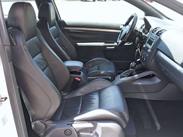 2007 Volkswagen Golf GTI 2dr Hatchback DSG - 23045720 - 17