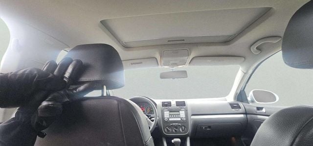 2007 Volkswagen Jetta Sedan 4dr Automatic Wolfsburg Edition - 22997398 - 8