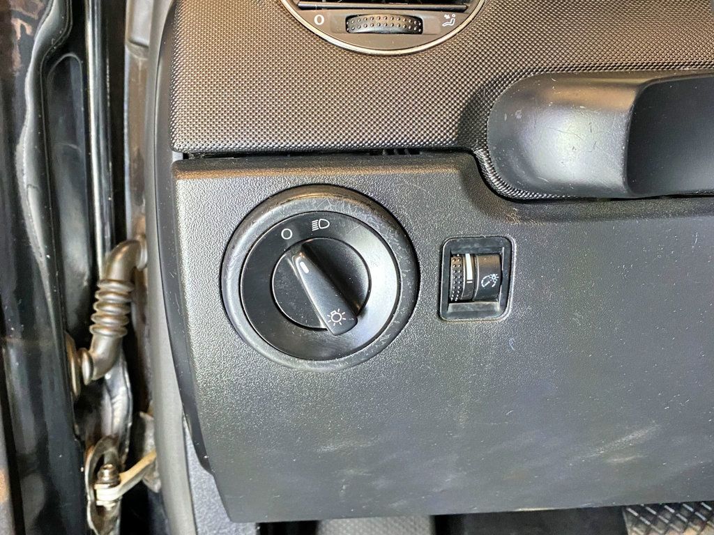 2007 Volkswagen New Beetle Convertible 2dr Automatic PZEV - 23018455 - 32