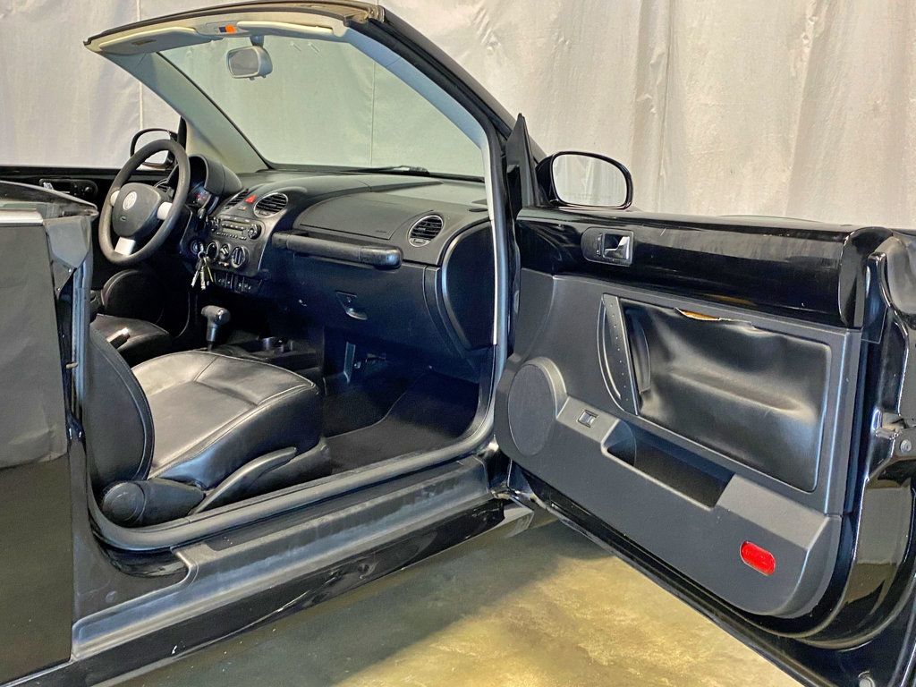 2007 Volkswagen New Beetle Convertible 2dr Automatic PZEV - 23018455 - 44