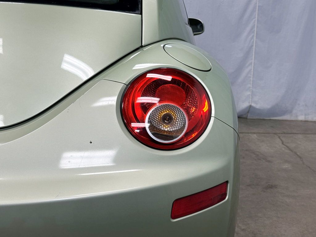 2007 Volkswagen New Beetle Coupe 2dr Automatic PZEV - 23023316 - 11