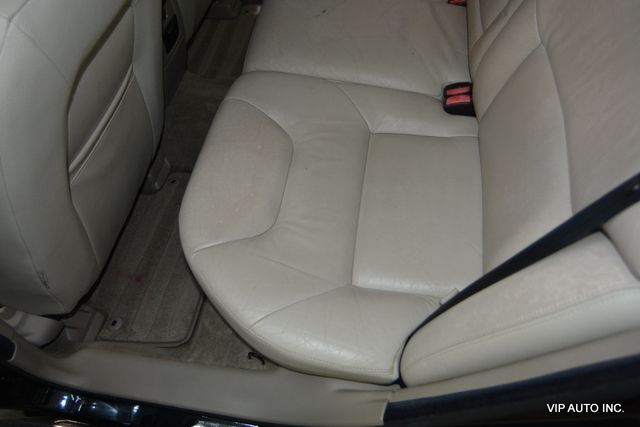 2007 Volvo V70 2.4 Wagon 4D - 23012292 - 26