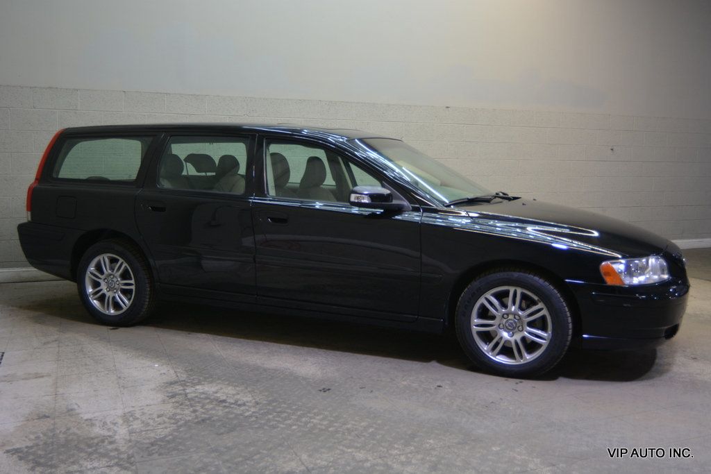 2007 Volvo V70 2.4 Wagon 4D - 23012292 - 28