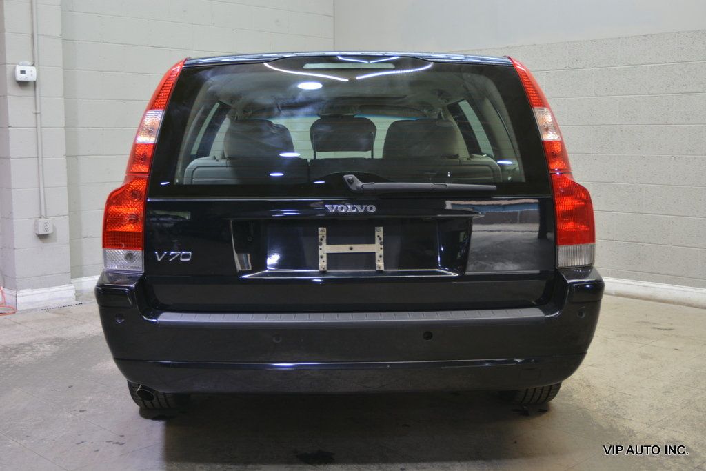 2007 Volvo V70 2.4 Wagon 4D - 23012292 - 34