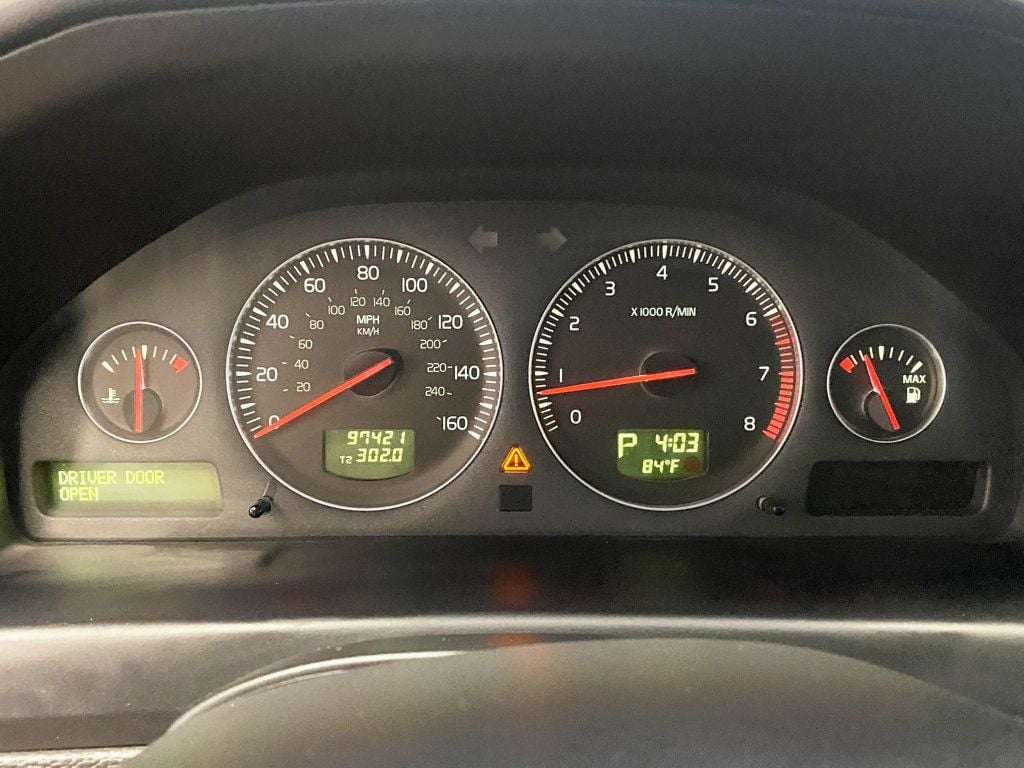 2007 Volvo V70 4dr Wagon 2.4L Automatic FWD w/Snrf - 22892478 - 27