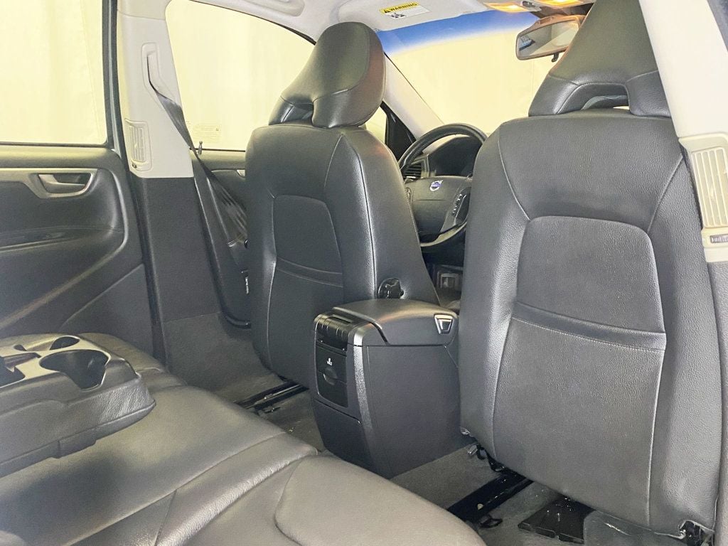 2007 Volvo V70 4dr Wagon 2.4L Automatic FWD w/Snrf - 22892478 - 41
