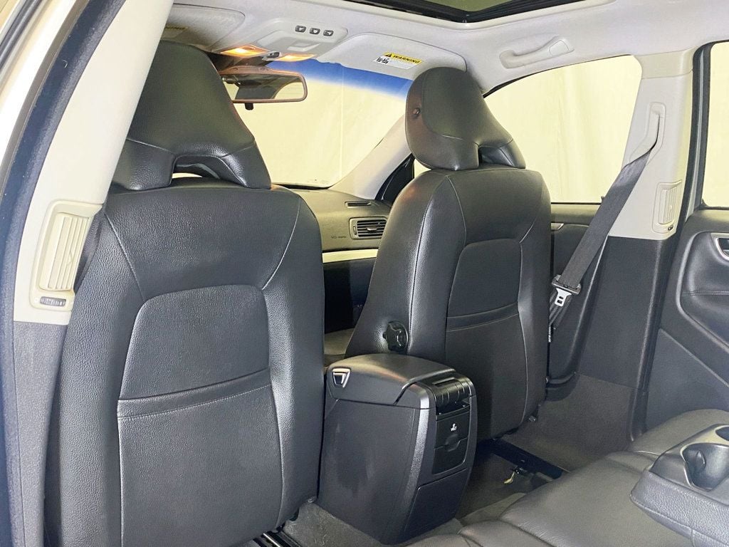 2007 Volvo V70 4dr Wagon 2.4L Automatic FWD w/Snrf - 22892478 - 44