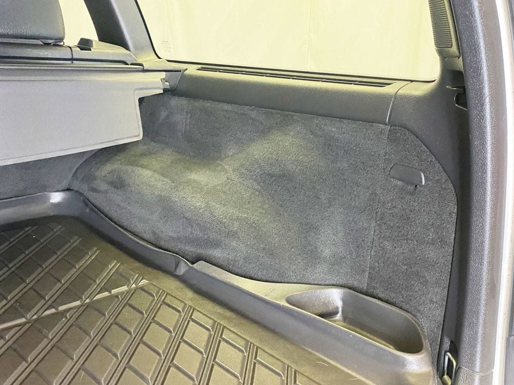 2007 Volvo V70 4dr Wagon 2.4L Automatic FWD w/Snrf - 22892478 - 50