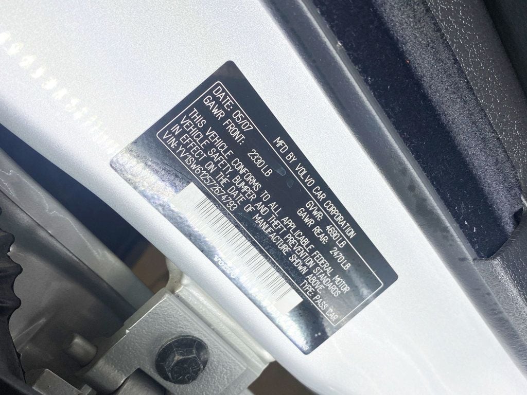 2007 Volvo V70 4dr Wagon 2.4L Automatic FWD w/Snrf - 22892478 - 56
