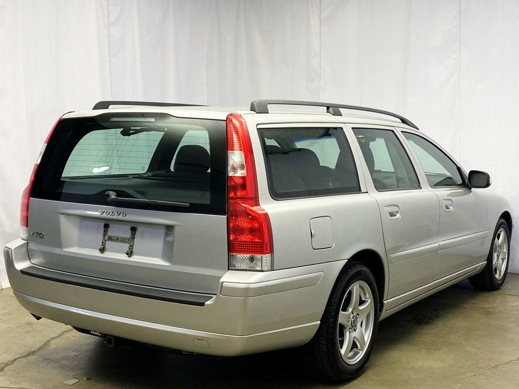 2007 Volvo V70 4dr Wagon 2.4L Automatic FWD w/Snrf - 22892478 - 6