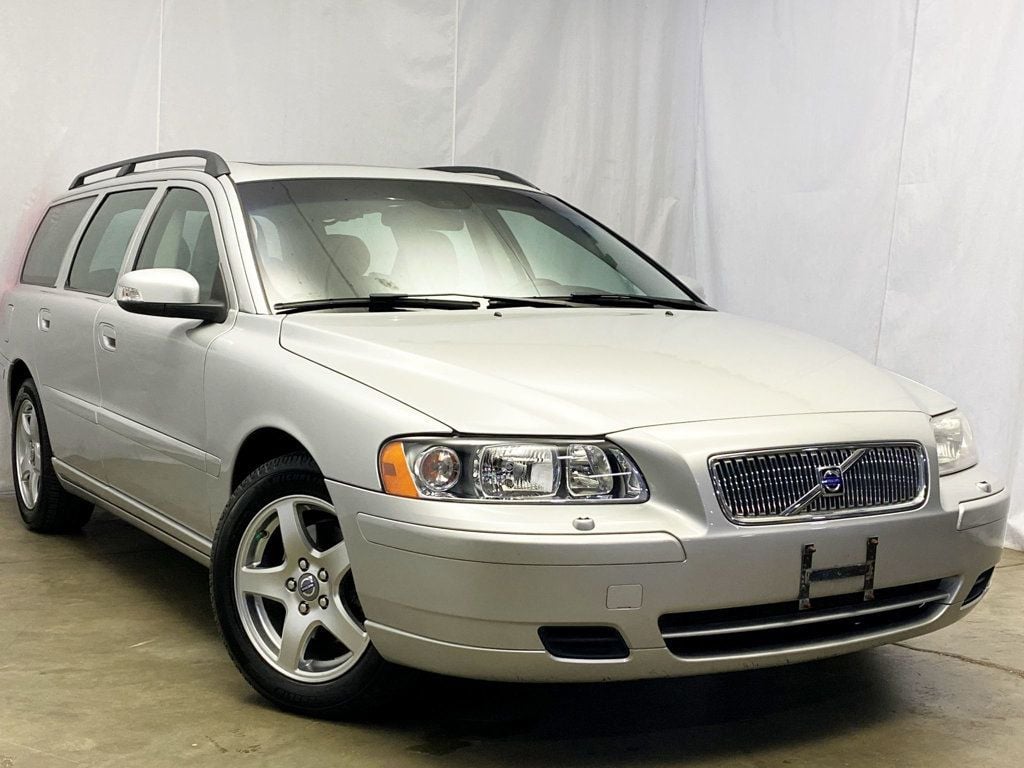 2007 Volvo V70 4dr Wagon 2.4L Automatic FWD w/Snrf - 22892478 - 8