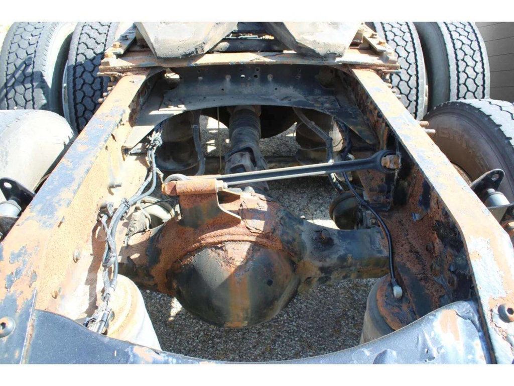 2007 Volvo VNM 6X4 2dr Conventional New Generation - 22929897 - 9