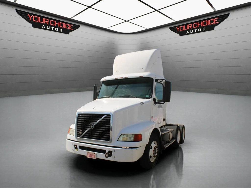 2007 Volvo VNM 6X4 2dr Conventional New Generation - 22929897 - 2
