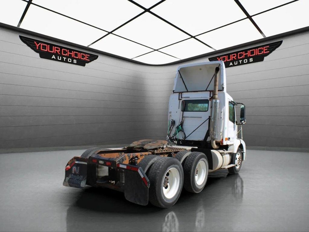 2007 Volvo VNM 6X4 2dr Conventional New Generation - 22929897 - 6